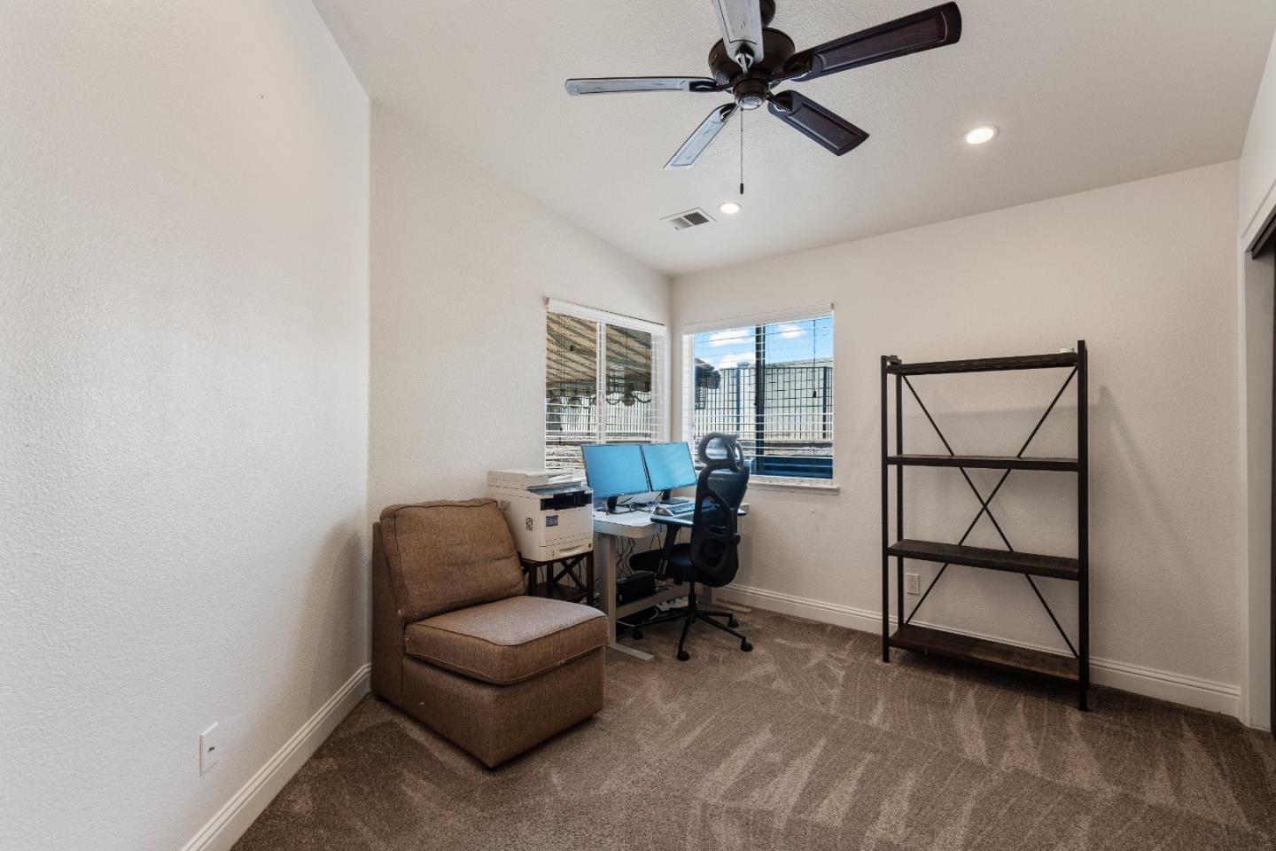Detail Gallery Image 15 of 53 For 2190 Glarner St, Hollister,  CA 95023 - 3 Beds | 2 Baths