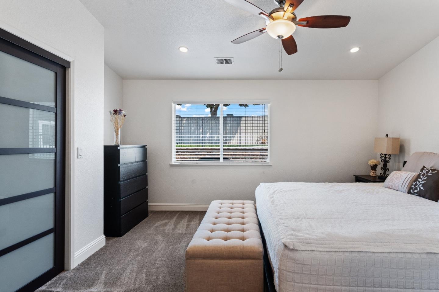 Detail Gallery Image 18 of 53 For 2190 Glarner St, Hollister,  CA 95023 - 3 Beds | 2 Baths