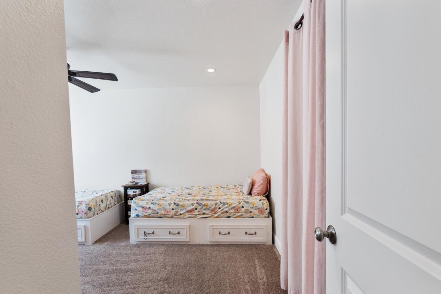 Detail Gallery Image 21 of 53 For 2190 Glarner St, Hollister,  CA 95023 - 3 Beds | 2 Baths