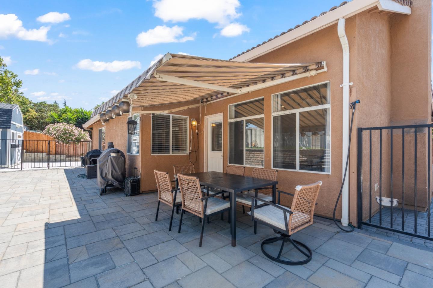 Detail Gallery Image 26 of 53 For 2190 Glarner St, Hollister,  CA 95023 - 3 Beds | 2 Baths