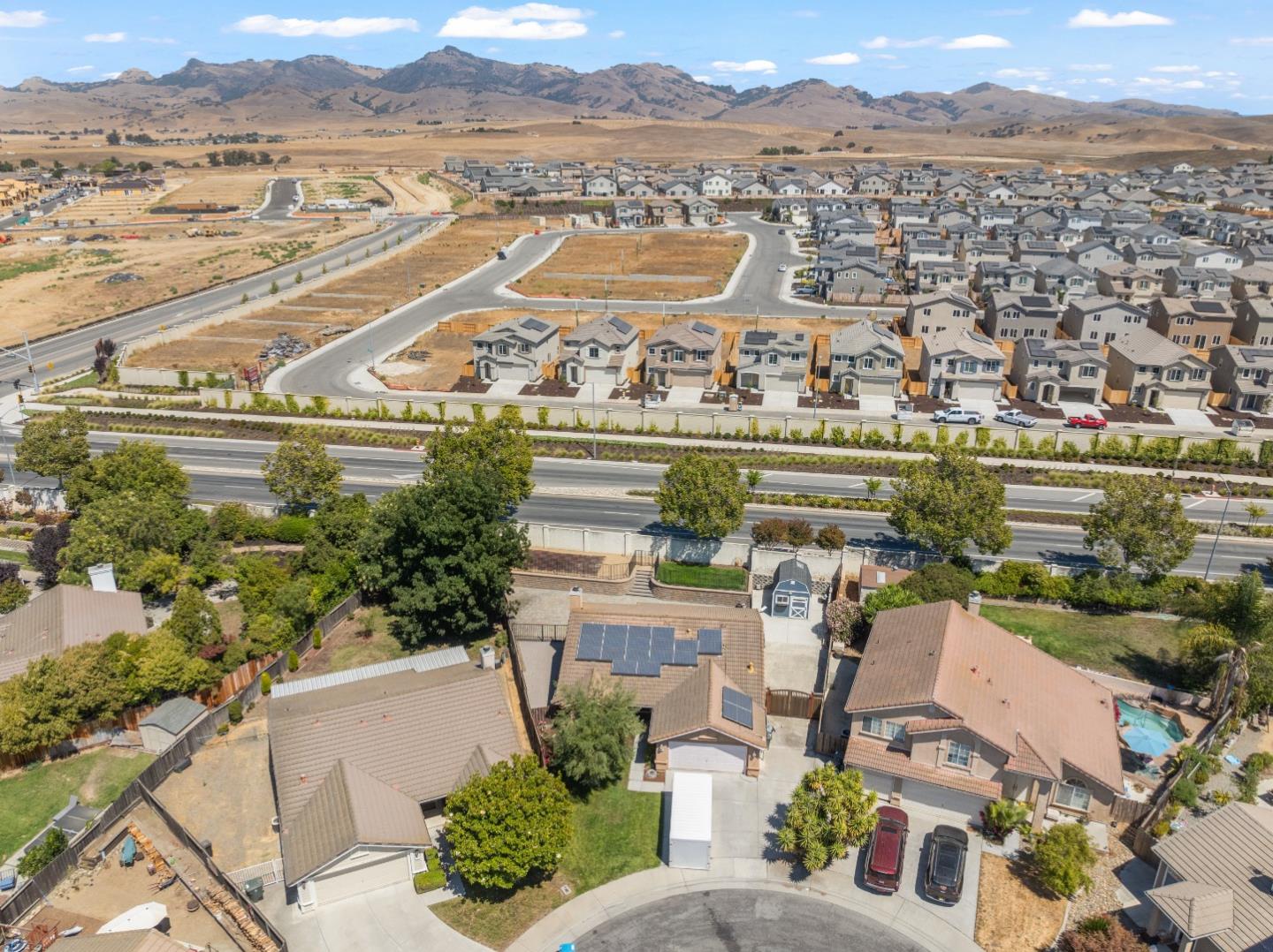 Detail Gallery Image 48 of 53 For 2190 Glarner St, Hollister,  CA 95023 - 3 Beds | 2 Baths