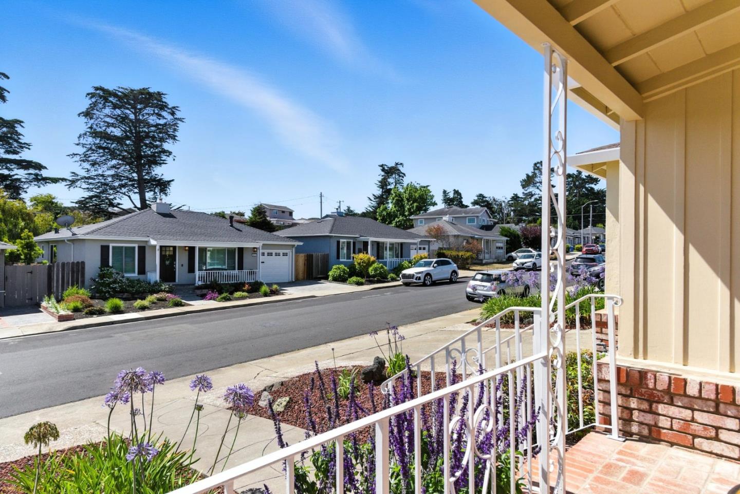 Detail Gallery Image 4 of 25 For 412 Briarwood Dr, South San Francisco,  CA 94080 - 3 Beds | 1 Baths