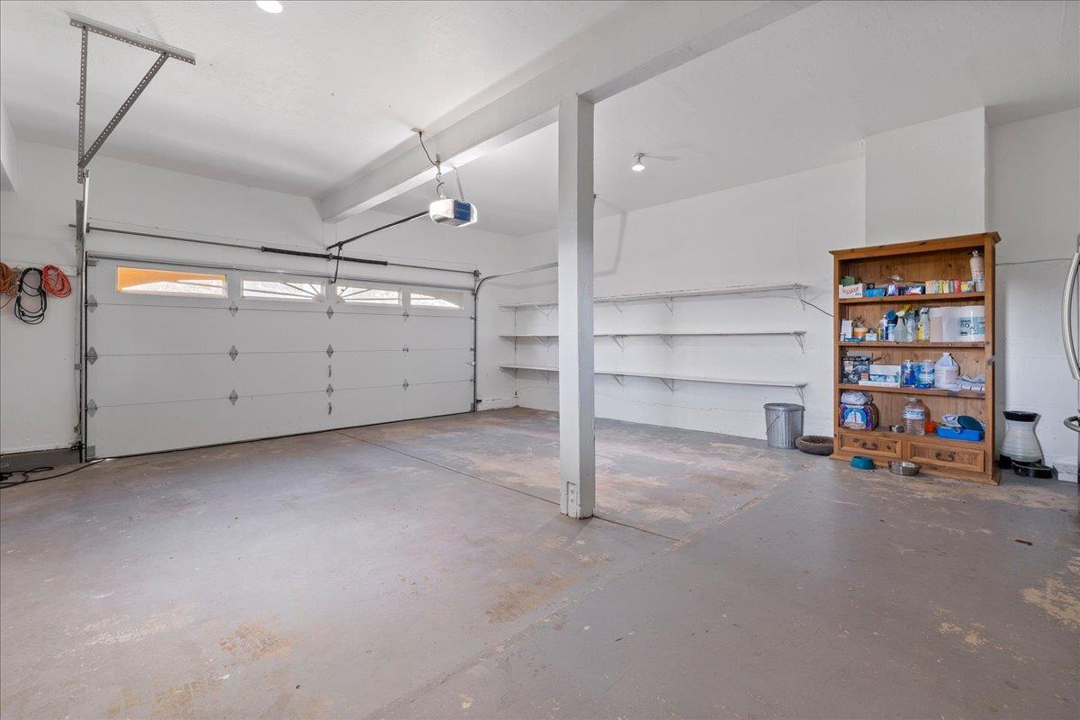 Detail Gallery Image 23 of 29 For 25435 Hutchinson Rd, Los Gatos,  CA 95033 - 4 Beds | 2/1 Baths