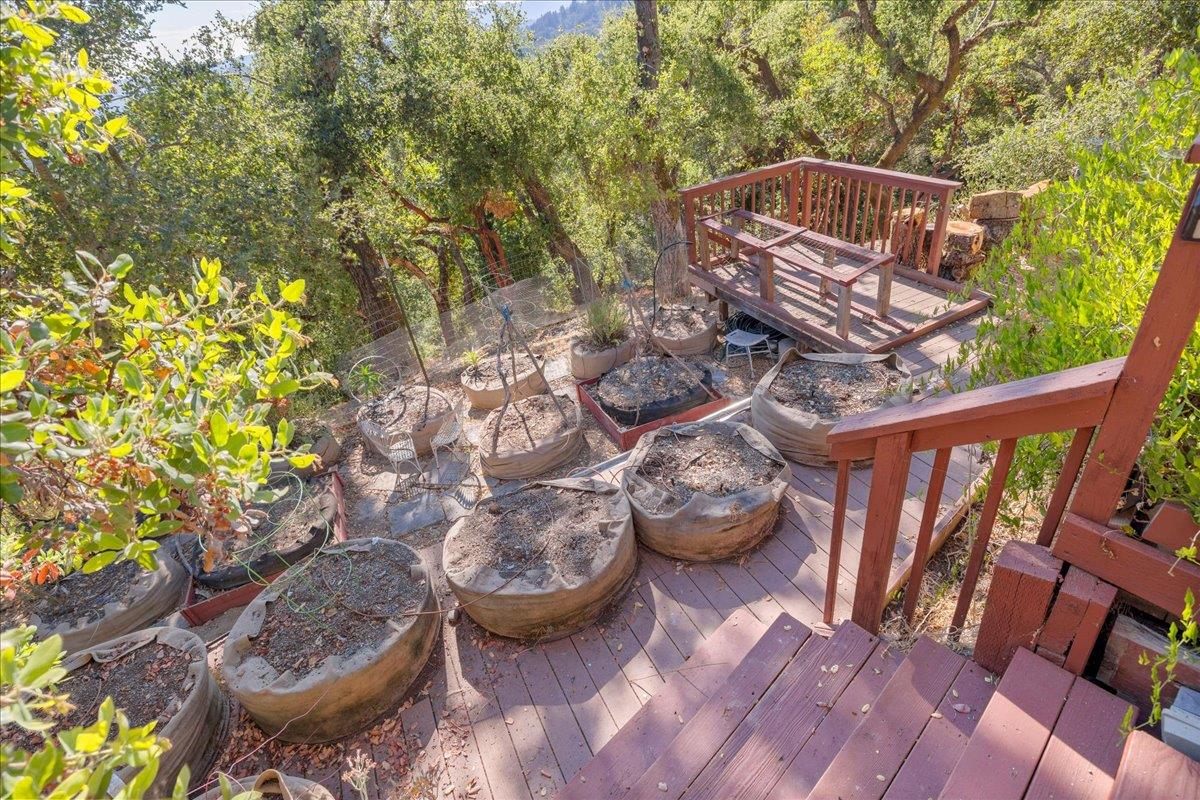 Detail Gallery Image 27 of 29 For 25435 Hutchinson Rd, Los Gatos,  CA 95033 - 4 Beds | 2/1 Baths