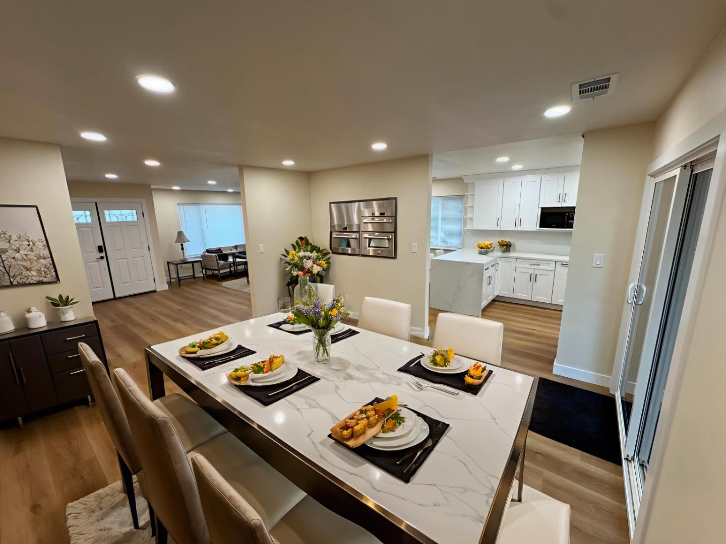 Detail Gallery Image 5 of 33 For 315 Colleen Ct, Morgan Hill,  CA 95037 - 3 Beds | 2 Baths