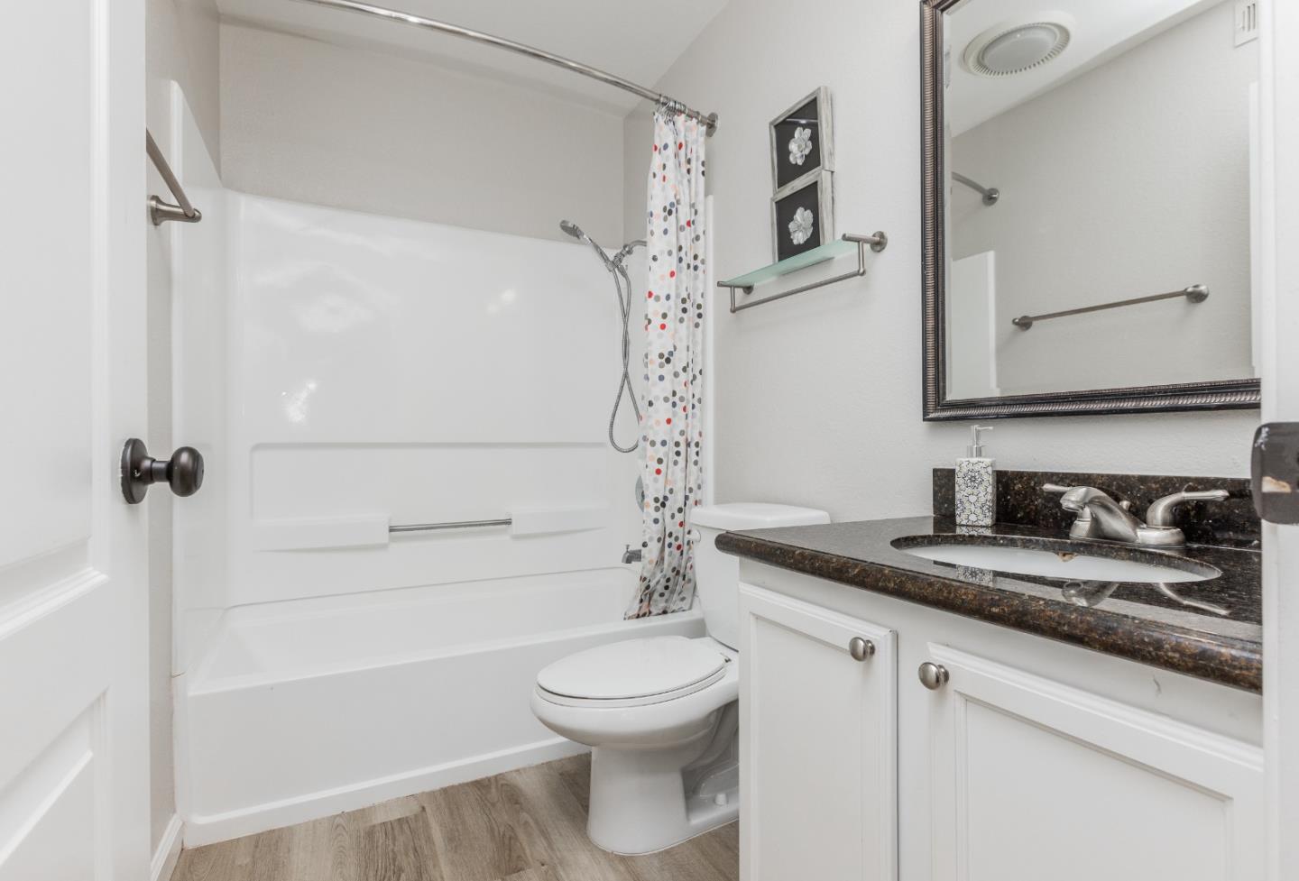 Detail Gallery Image 11 of 28 For 225 Reflections Dr #27,  San Ramon,  CA 94583 - 2 Beds | 2 Baths