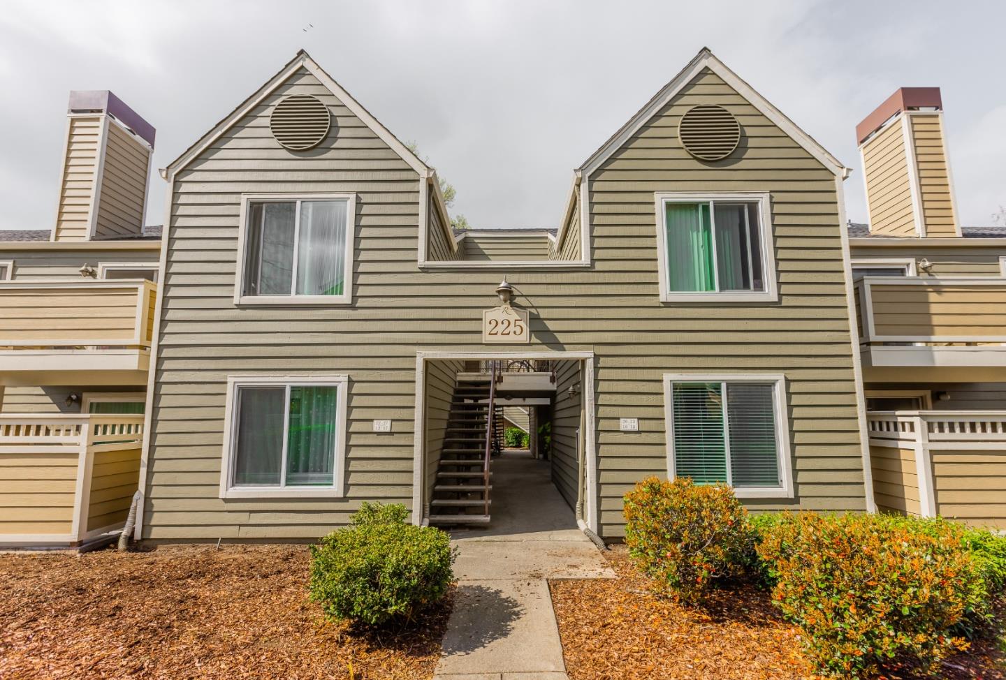 Detail Gallery Image 4 of 28 For 225 Reflections Dr #27,  San Ramon,  CA 94583 - 2 Beds | 2 Baths