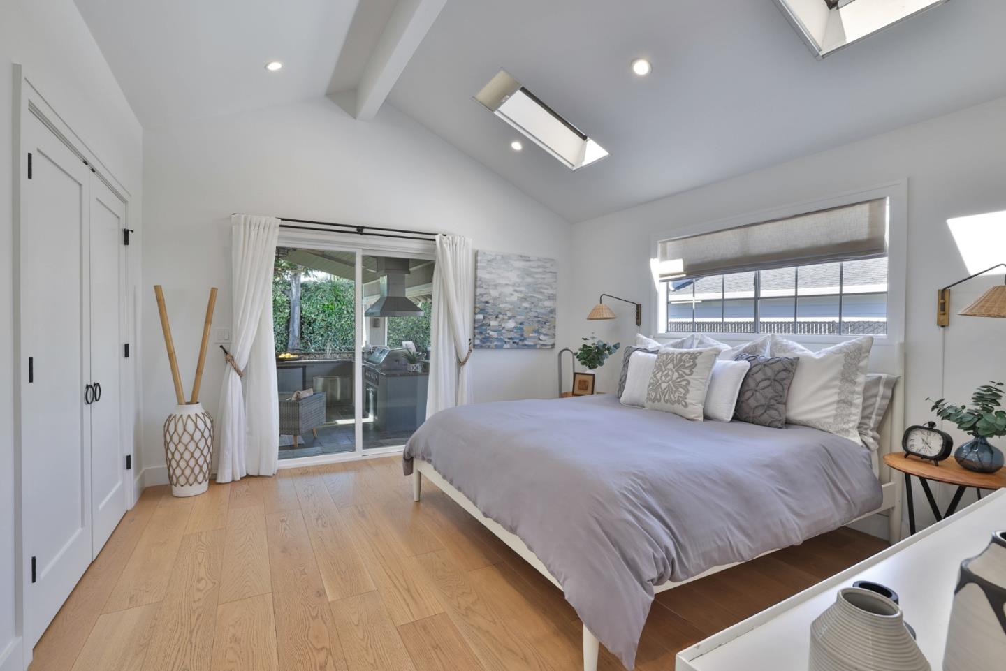 Detail Gallery Image 14 of 48 For 4088 Moreland Way, San Jose,  CA 95130 - 5 Beds | 3 Baths