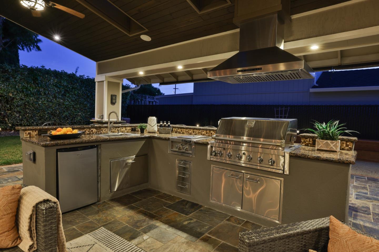 Detail Gallery Image 37 of 48 For 4088 Moreland Way, San Jose,  CA 95130 - 5 Beds | 3 Baths