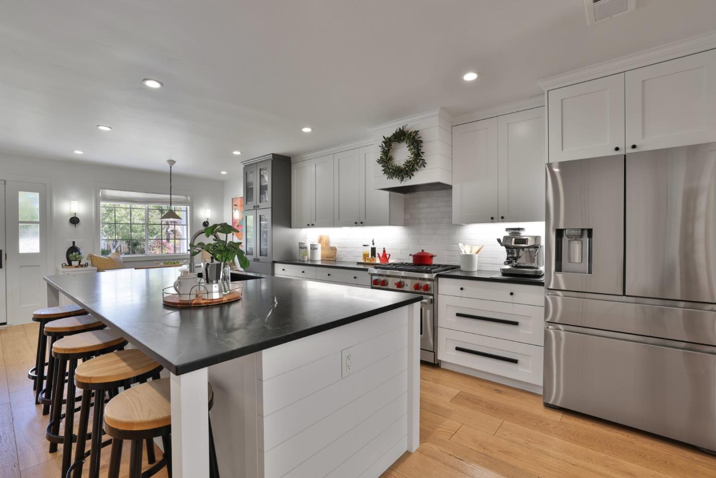 Detail Gallery Image 8 of 48 For 4088 Moreland Way, San Jose,  CA 95130 - 5 Beds | 3 Baths
