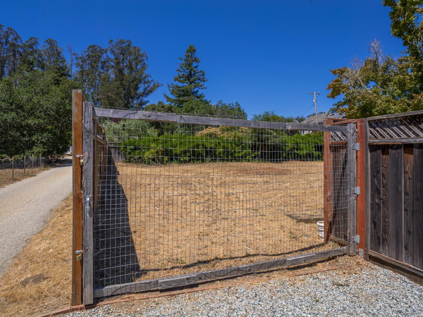 Detail Gallery Image 2 of 26 For 0 High St, Santa Cruz,  CA 95060 - – Beds | – Baths