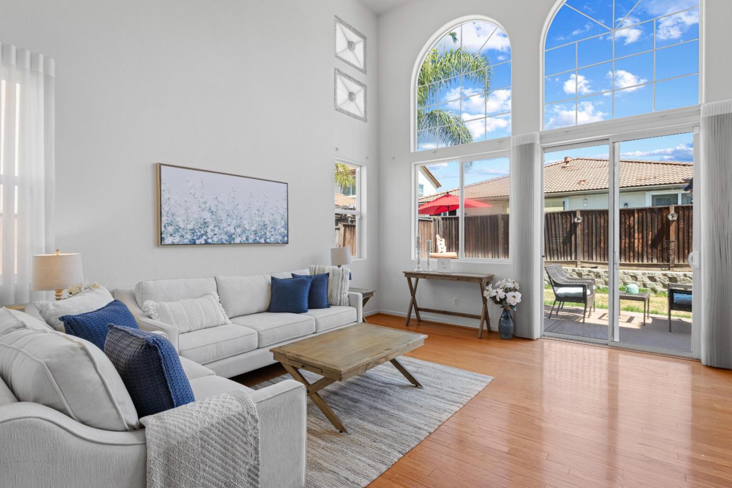 Detail Gallery Image 10 of 57 For 1515 Dovetail Way, Gilroy,  CA 95020 - 4 Beds | 2/1 Baths