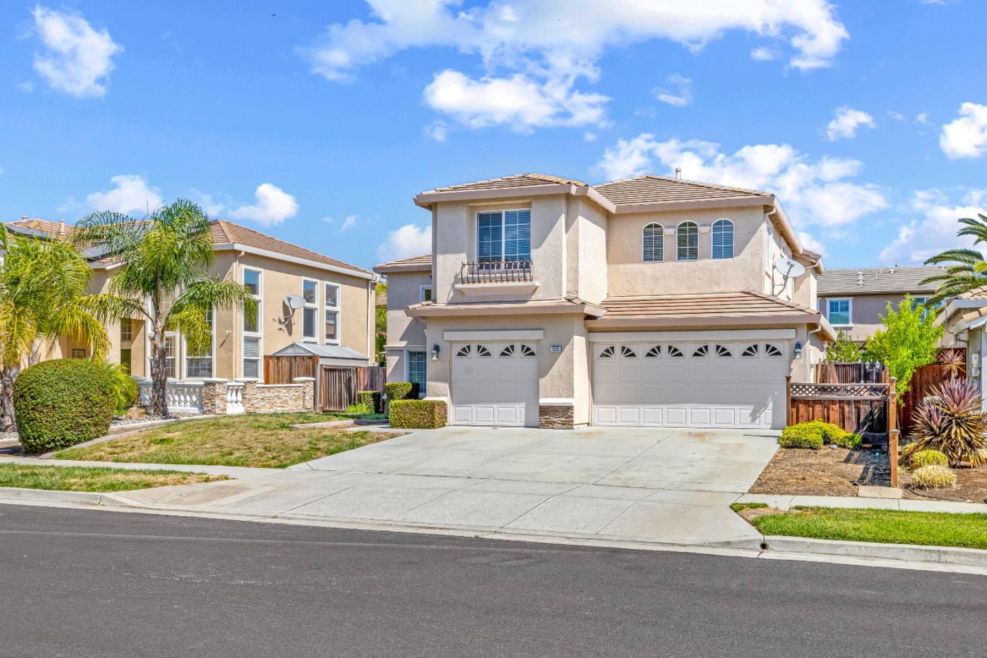 Detail Gallery Image 2 of 57 For 1515 Dovetail Way, Gilroy,  CA 95020 - 4 Beds | 2/1 Baths