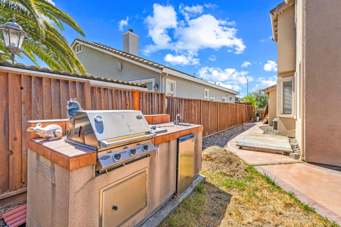 Detail Gallery Image 45 of 57 For 1515 Dovetail Way, Gilroy,  CA 95020 - 4 Beds | 2/1 Baths