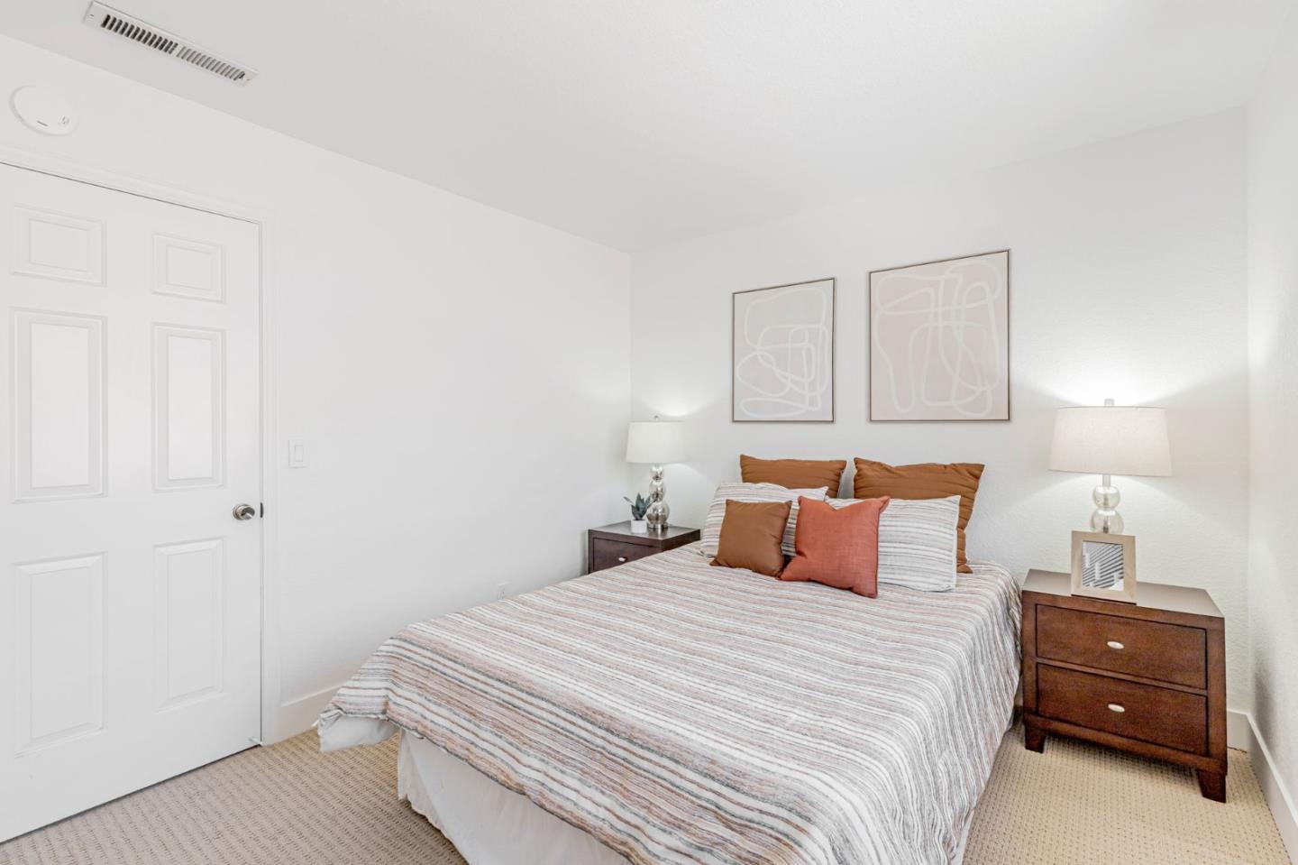 Detail Gallery Image 19 of 36 For 17152 Tassajara Cir, Morgan Hill,  CA 95037 - 4 Beds | 2/1 Baths