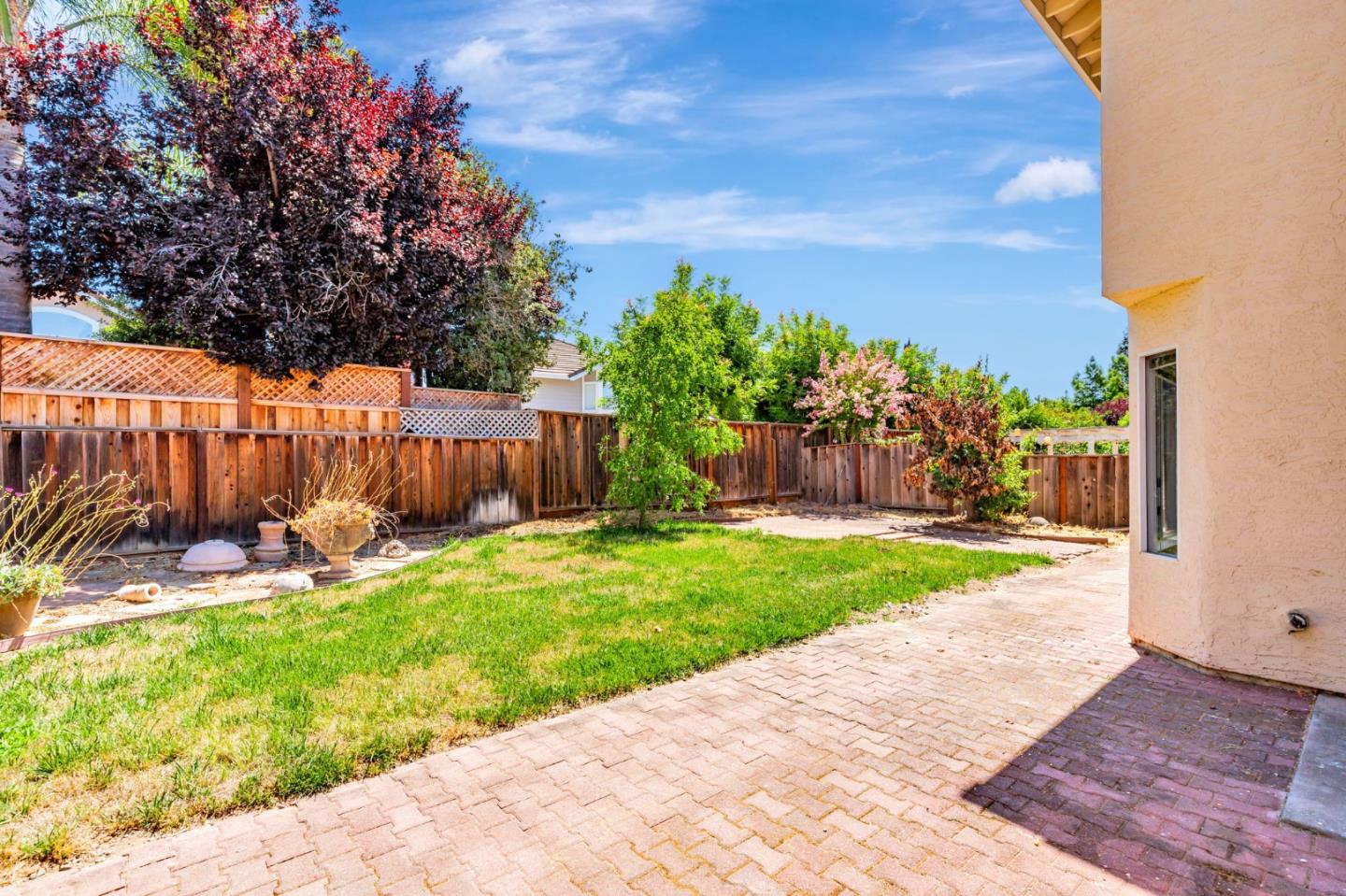 Detail Gallery Image 30 of 36 For 17152 Tassajara Cir, Morgan Hill,  CA 95037 - 4 Beds | 2/1 Baths
