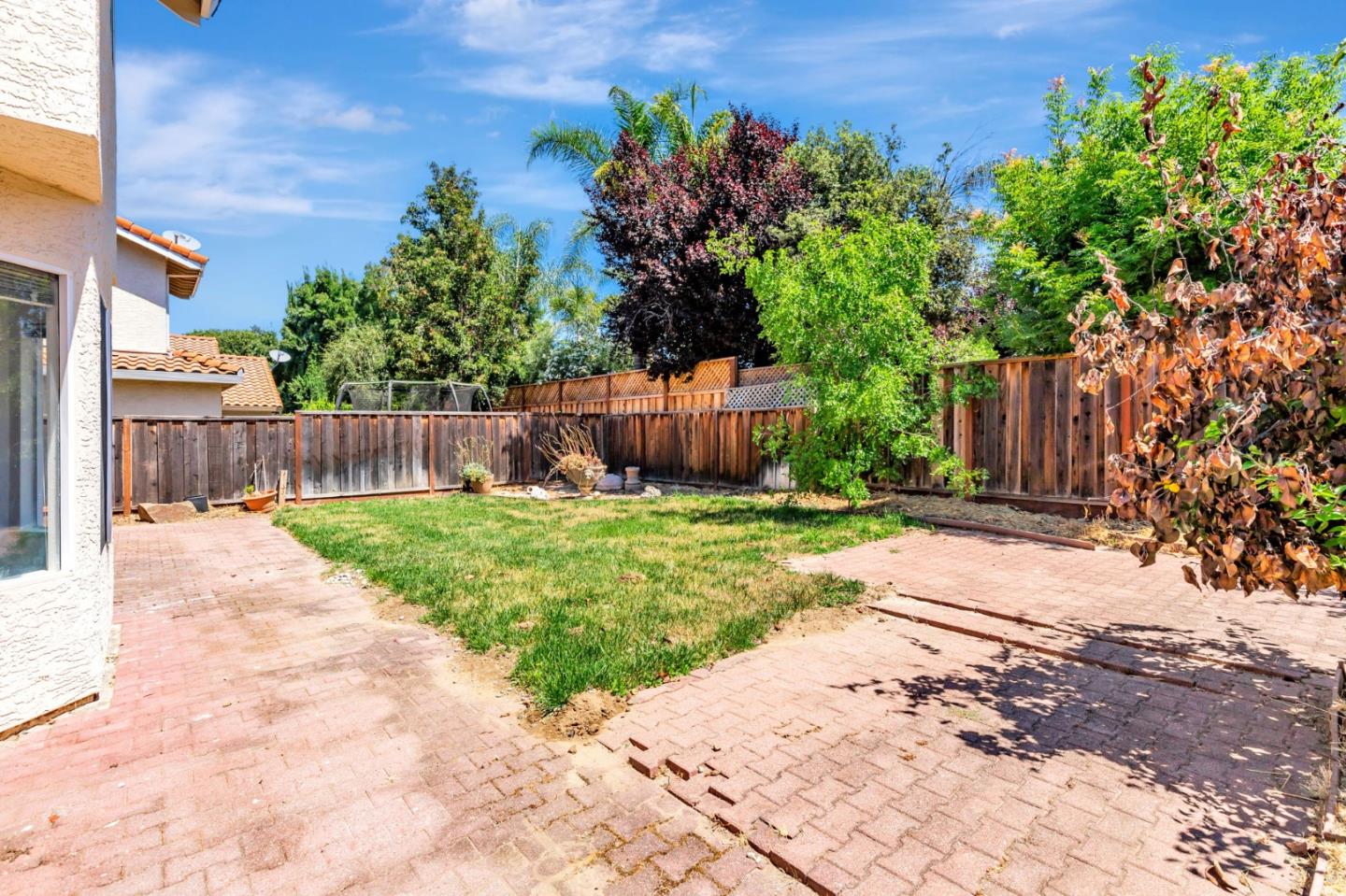 Detail Gallery Image 31 of 36 For 17152 Tassajara Cir, Morgan Hill,  CA 95037 - 4 Beds | 2/1 Baths