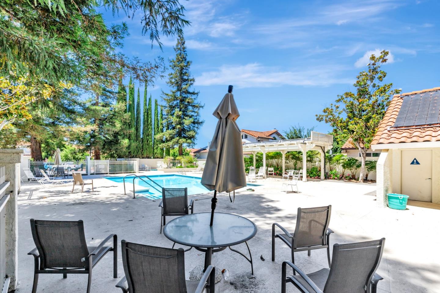 Detail Gallery Image 35 of 36 For 17152 Tassajara Cir, Morgan Hill,  CA 95037 - 4 Beds | 2/1 Baths