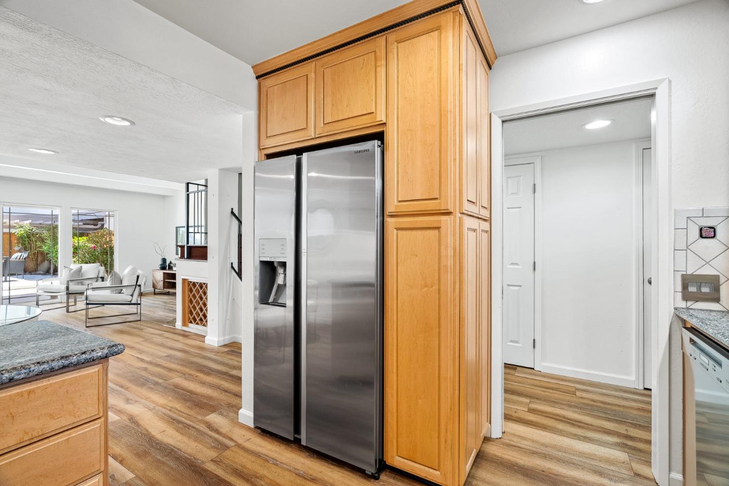 Detail Gallery Image 9 of 44 For 10461 Mary Ave, Cupertino,  CA 95014 - 3 Beds | 1/1 Baths