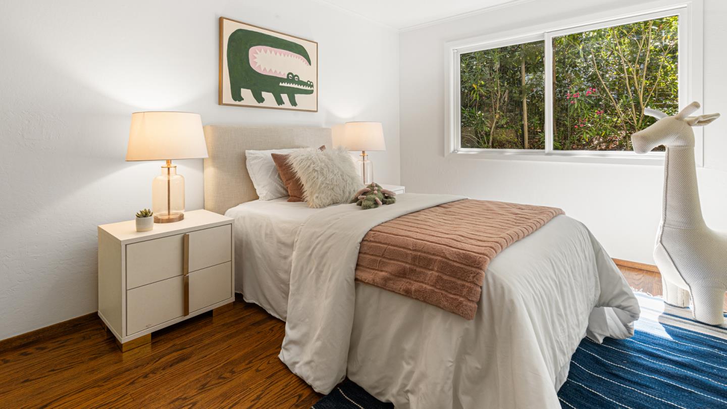 Detail Gallery Image 21 of 61 For 760 La Mesa Dr, Portola Valley,  CA 94028 - 5 Beds | 3 Baths