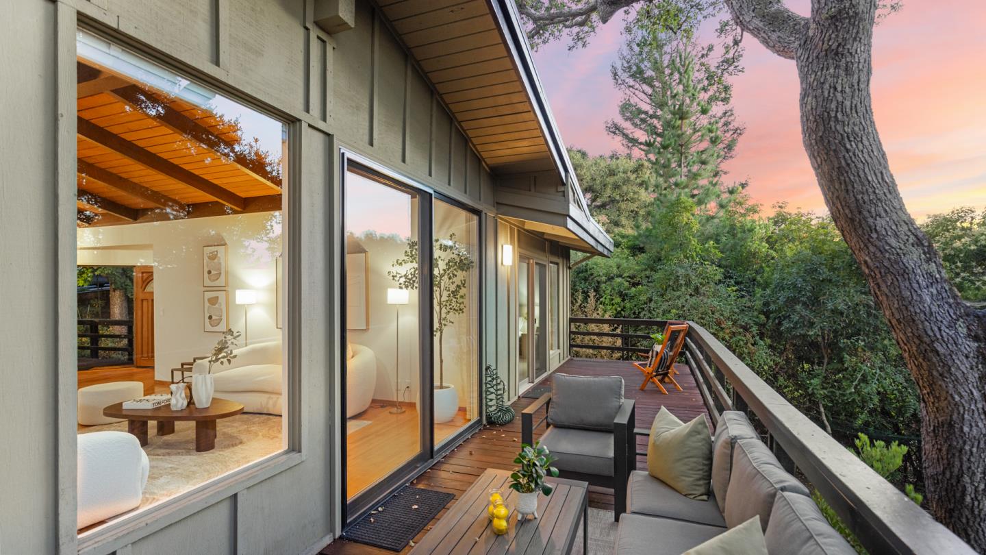 Detail Gallery Image 38 of 61 For 760 La Mesa Dr, Portola Valley,  CA 94028 - 5 Beds | 3 Baths