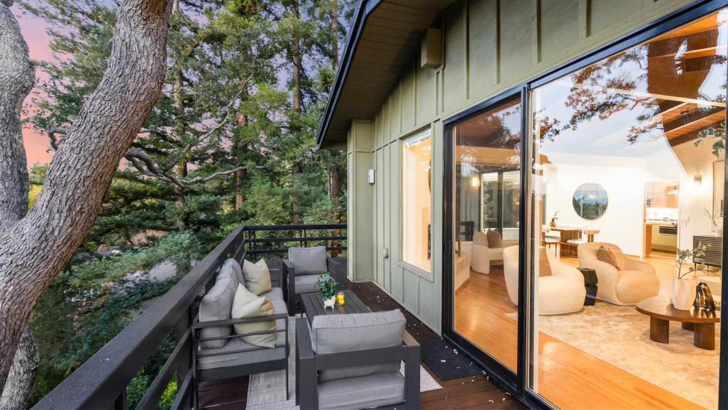 Detail Gallery Image 43 of 61 For 760 La Mesa Dr, Portola Valley,  CA 94028 - 5 Beds | 3 Baths
