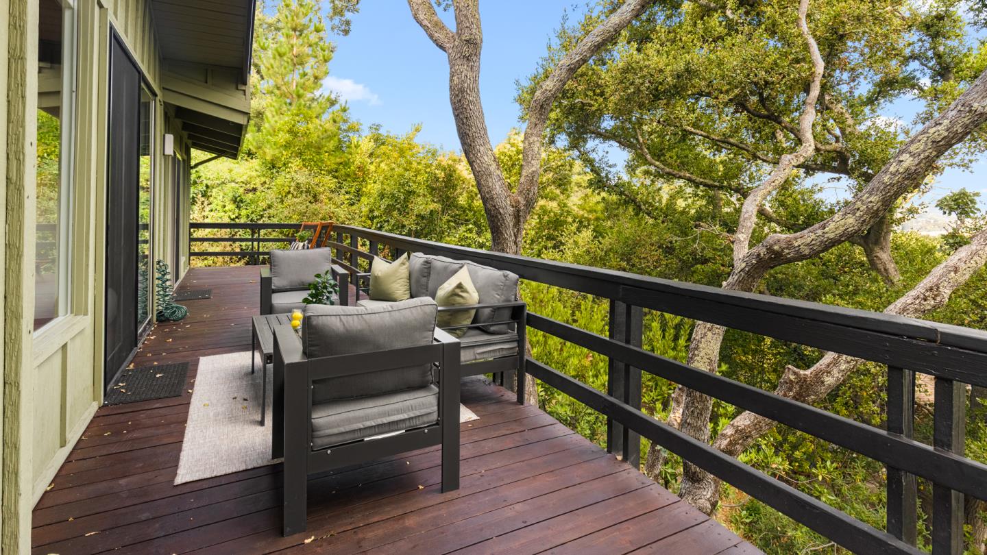 Detail Gallery Image 45 of 61 For 760 La Mesa Dr, Portola Valley,  CA 94028 - 5 Beds | 3 Baths