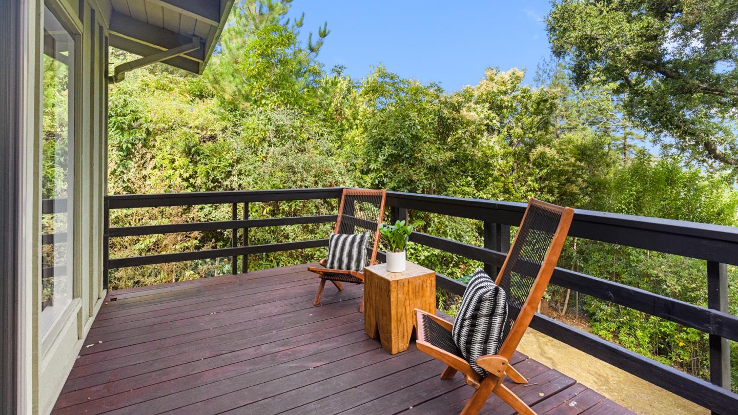 Detail Gallery Image 46 of 61 For 760 La Mesa Dr, Portola Valley,  CA 94028 - 5 Beds | 3 Baths