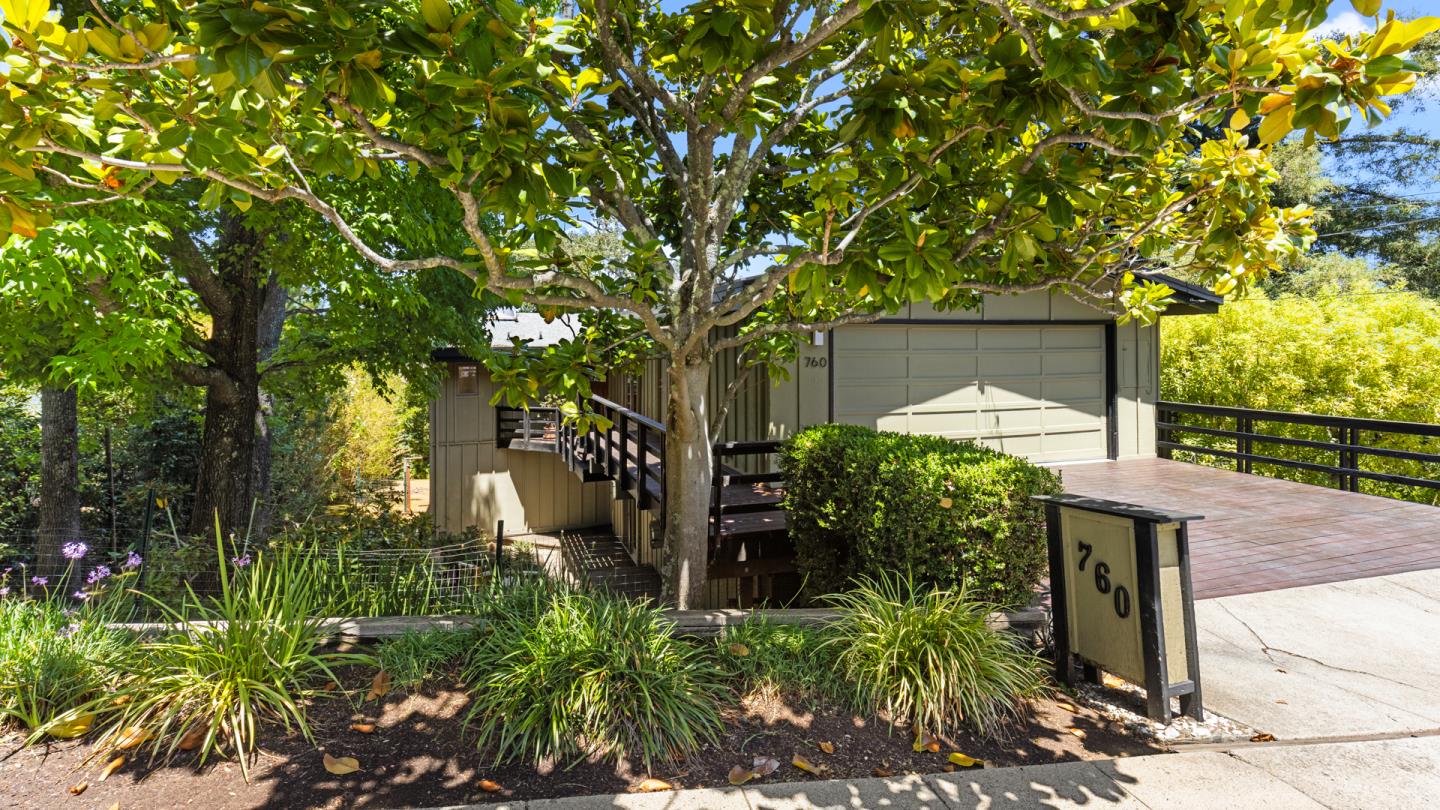 Detail Gallery Image 56 of 61 For 760 La Mesa Dr, Portola Valley,  CA 94028 - 5 Beds | 3 Baths