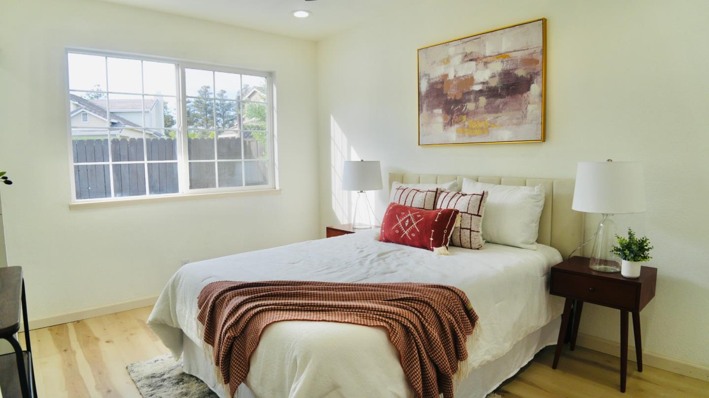 Detail Gallery Image 5 of 7 For 172 Evening Star Ct, Milpitas,  CA 95035 - 3 Beds | 2 Baths