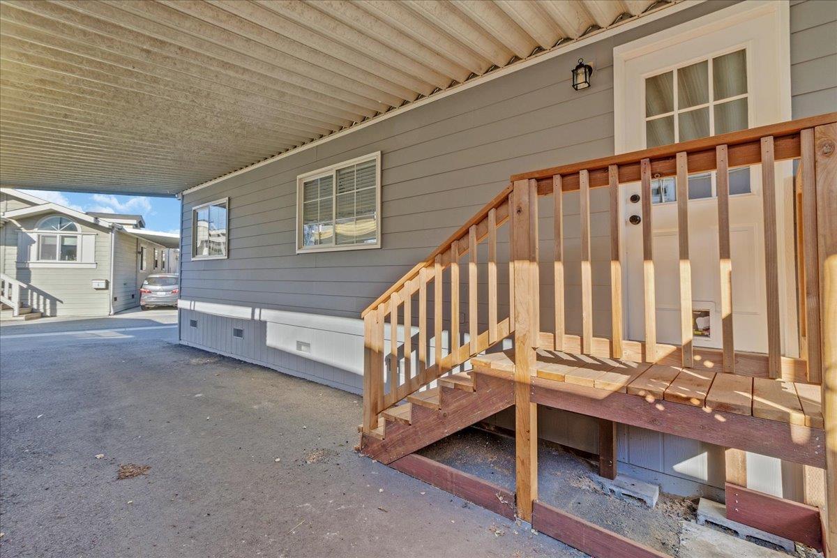 Detail Gallery Image 12 of 25 For 2565 Portola Dr #32,  Santa Cruz,  CA 95062 - 2 Beds | 1 Baths