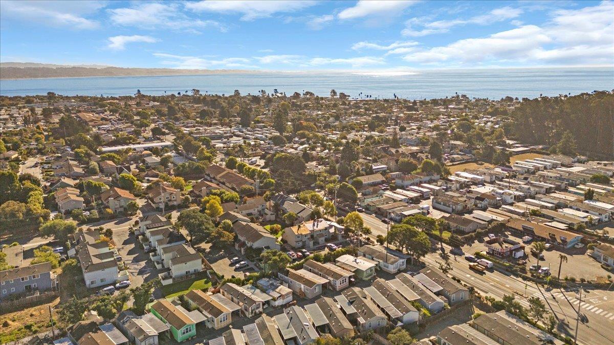 Detail Gallery Image 19 of 25 For 2565 Portola Dr #32,  Santa Cruz,  CA 95062 - 2 Beds | 1 Baths