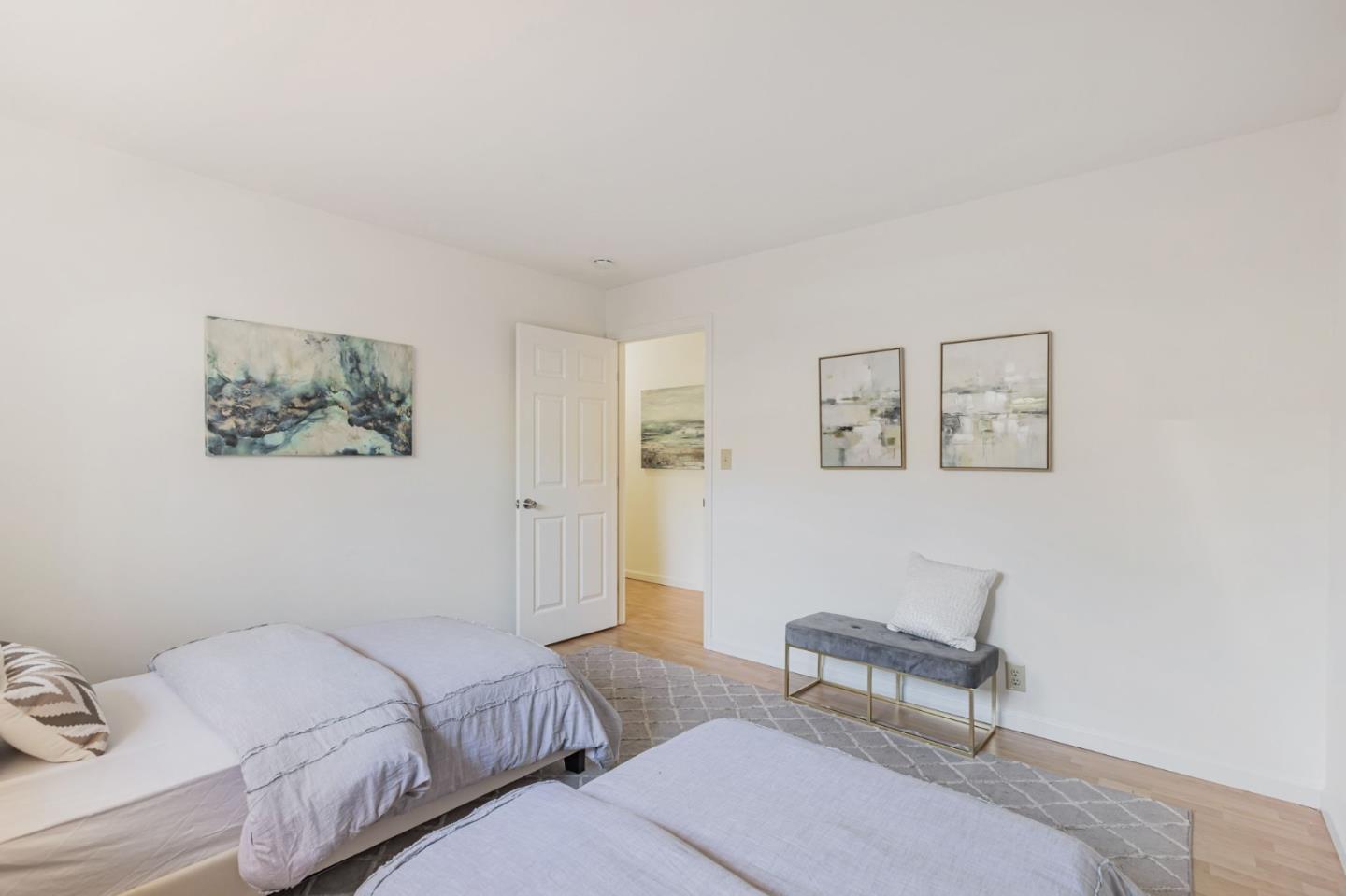 Detail Gallery Image 23 of 46 For 3210 South Ct, Palo Alto,  CA 94306 - 4 Beds | 2 Baths