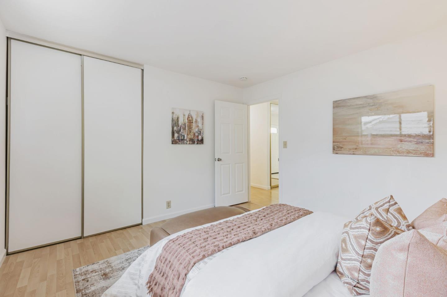 Detail Gallery Image 25 of 46 For 3210 South Ct, Palo Alto,  CA 94306 - 4 Beds | 2 Baths