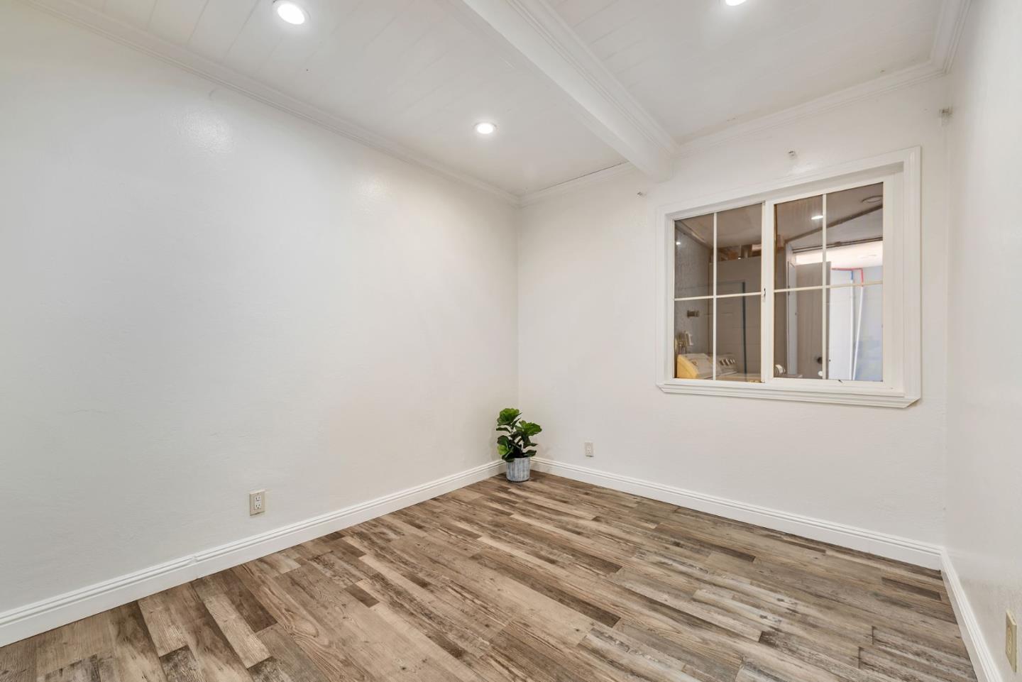Detail Gallery Image 15 of 27 For 10275 Lochner Dr, San Jose,  CA 95127 - 4 Beds | 2 Baths