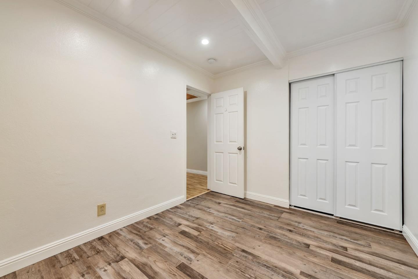Detail Gallery Image 17 of 27 For 10275 Lochner Dr, San Jose,  CA 95127 - 4 Beds | 2 Baths