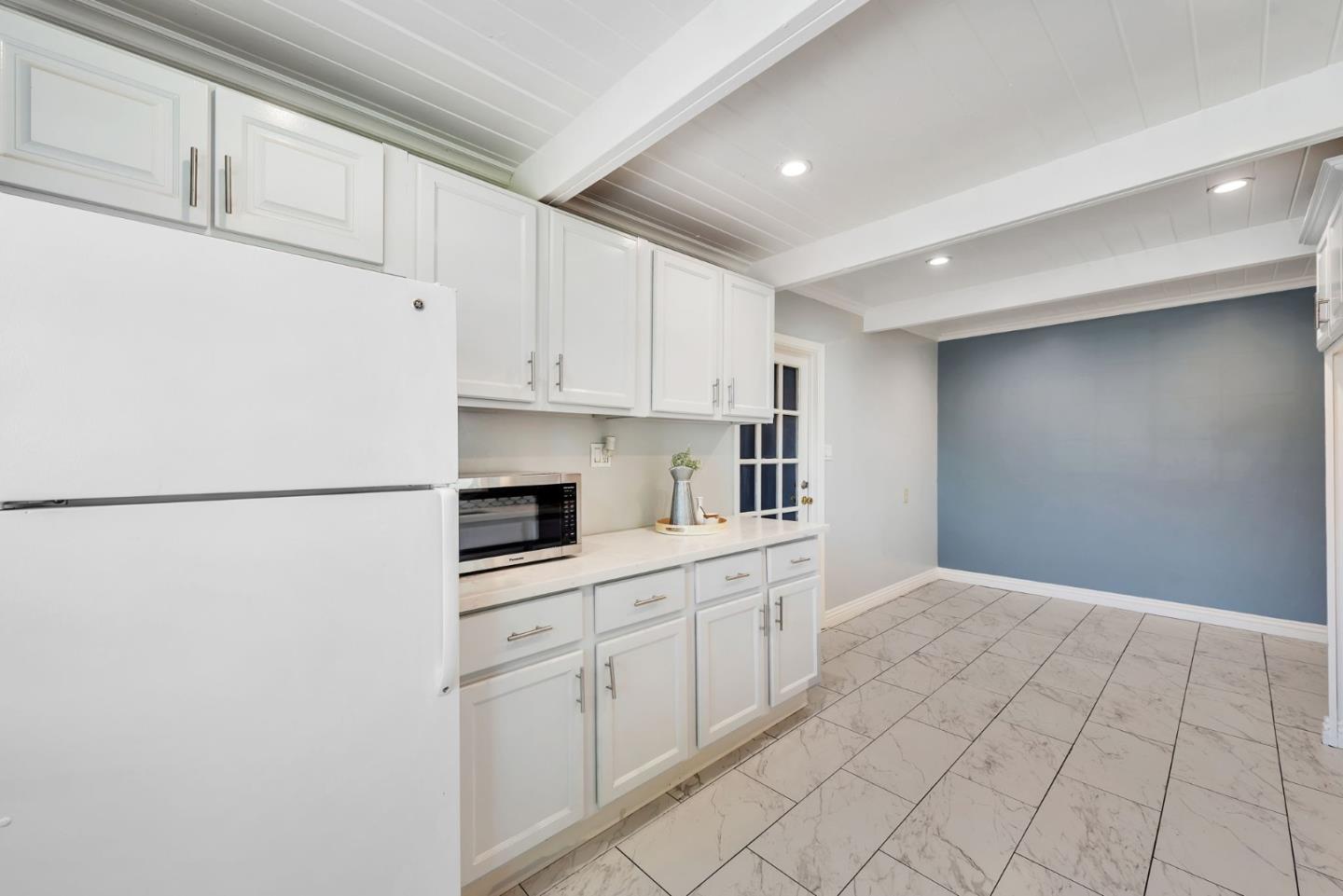Detail Gallery Image 8 of 27 For 10275 Lochner Dr, San Jose,  CA 95127 - 4 Beds | 2 Baths