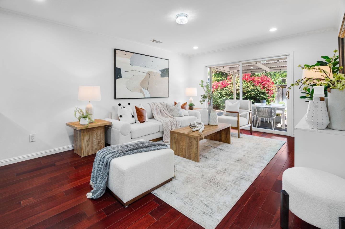 Detail Gallery Image 10 of 32 For 689 Springwood Dr, San Jose,  CA 95129 - 4 Beds | 2 Baths