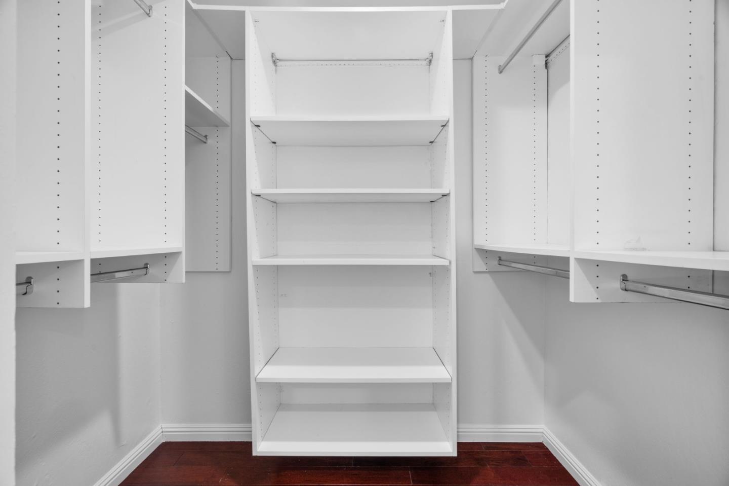 Detail Gallery Image 20 of 32 For 689 Springwood Dr, San Jose,  CA 95129 - 4 Beds | 2 Baths