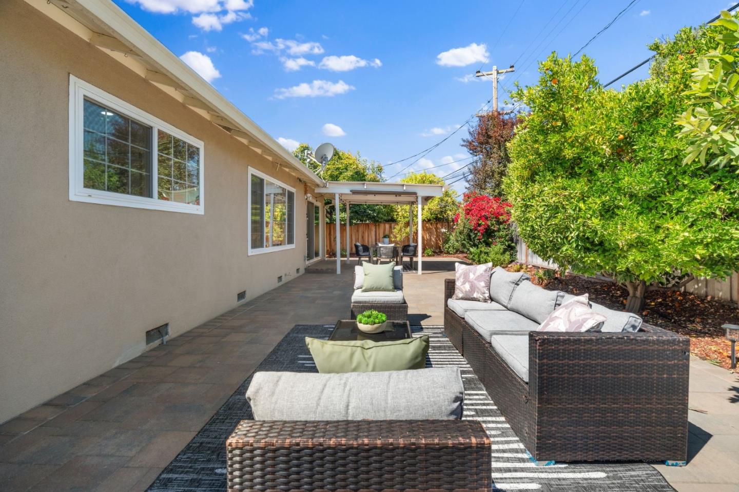 Detail Gallery Image 30 of 32 For 689 Springwood Dr, San Jose,  CA 95129 - 4 Beds | 2 Baths