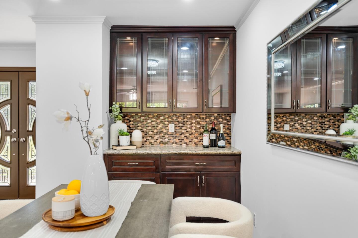 Detail Gallery Image 8 of 32 For 689 Springwood Dr, San Jose,  CA 95129 - 4 Beds | 2 Baths