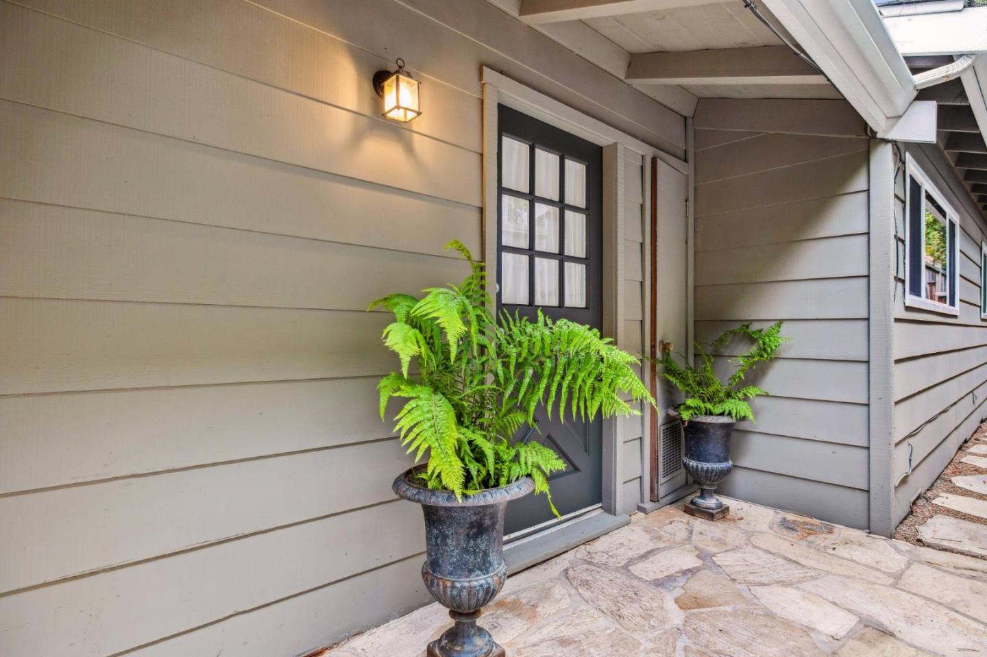 Detail Gallery Image 6 of 35 For 0 Santa Rita 2 Sw of 3rd St, Carmel,  CA 93921 - 3 Beds | 2 Baths