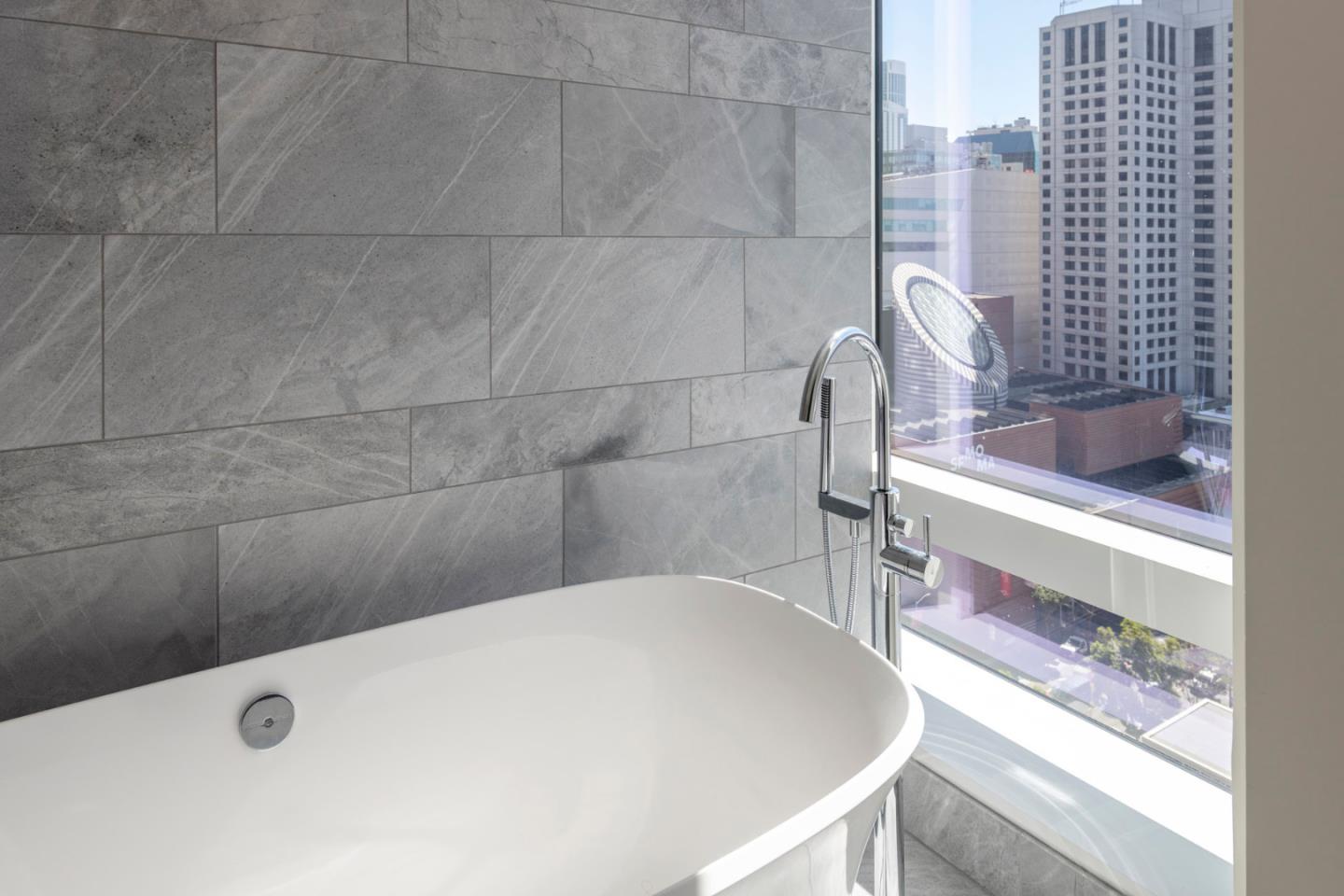 Detail Gallery Image 16 of 33 For 706 Mission St 16b,  San Francisco,  CA 94103 - 3 Beds | 3/1 Baths