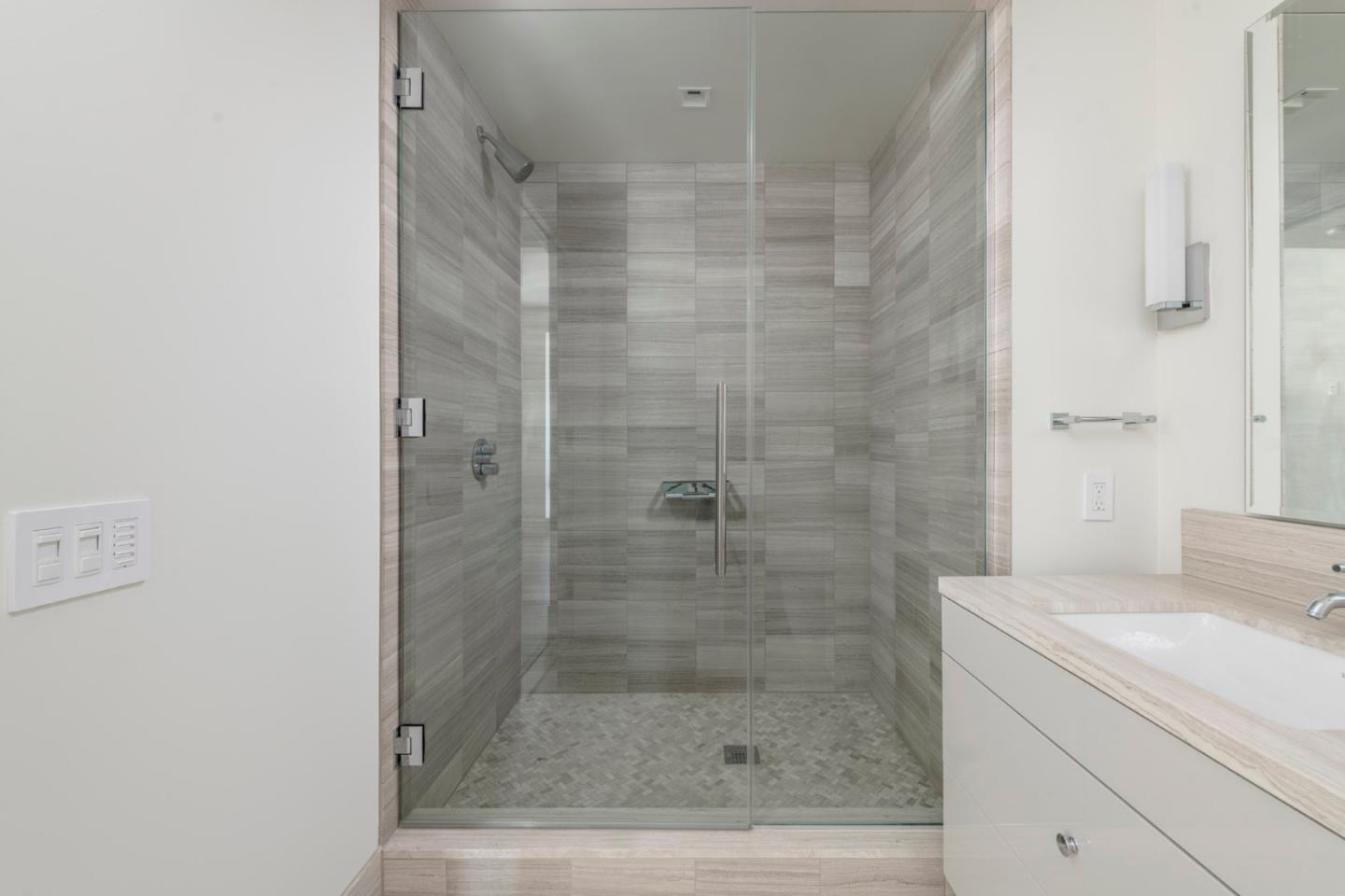 Detail Gallery Image 22 of 33 For 706 Mission St 16b,  San Francisco,  CA 94103 - 3 Beds | 3/1 Baths