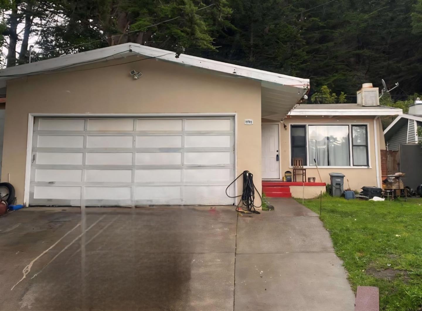 Detail Gallery Image 1 of 1 For 623 Miller Ave, Pacifica,  CA 94044 - 3 Beds | 1 Baths