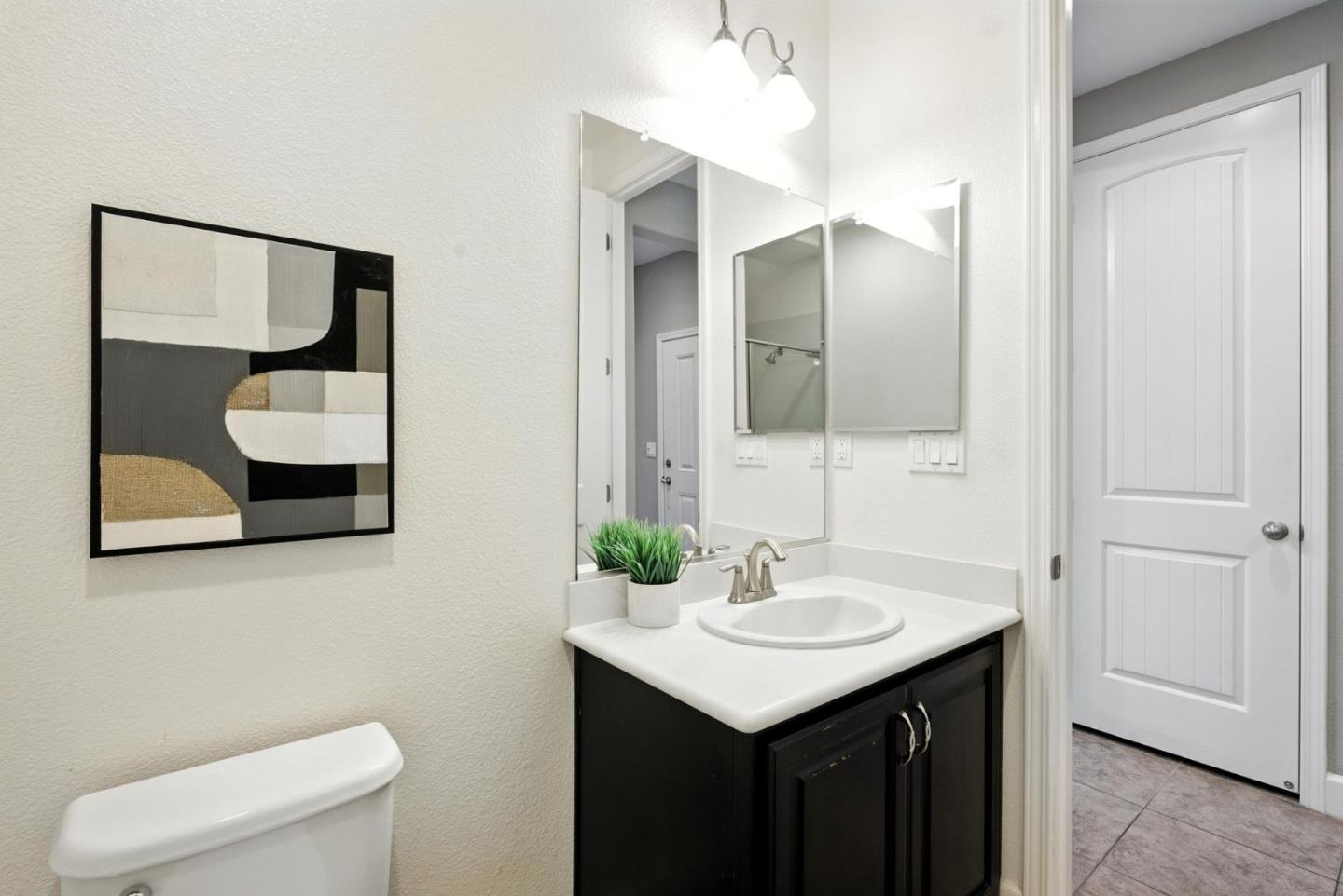Detail Gallery Image 14 of 32 For 830 Skycrest Dr, San Bruno,  CA 94066 - 4 Beds | 3 Baths