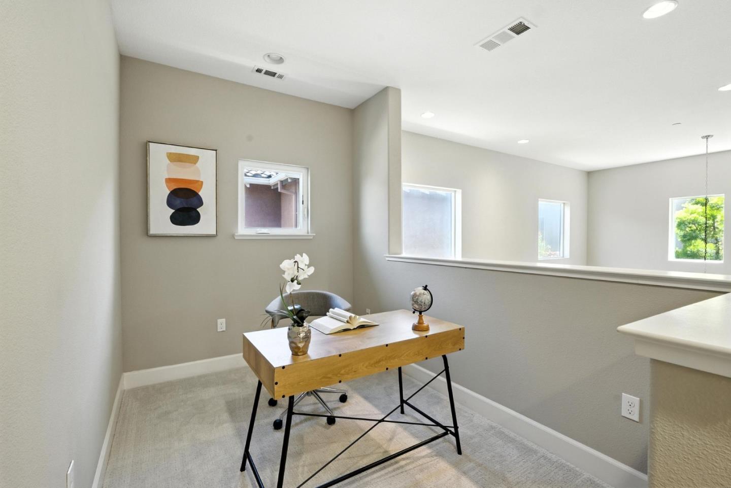 Detail Gallery Image 17 of 32 For 830 Skycrest Dr, San Bruno,  CA 94066 - 4 Beds | 3 Baths