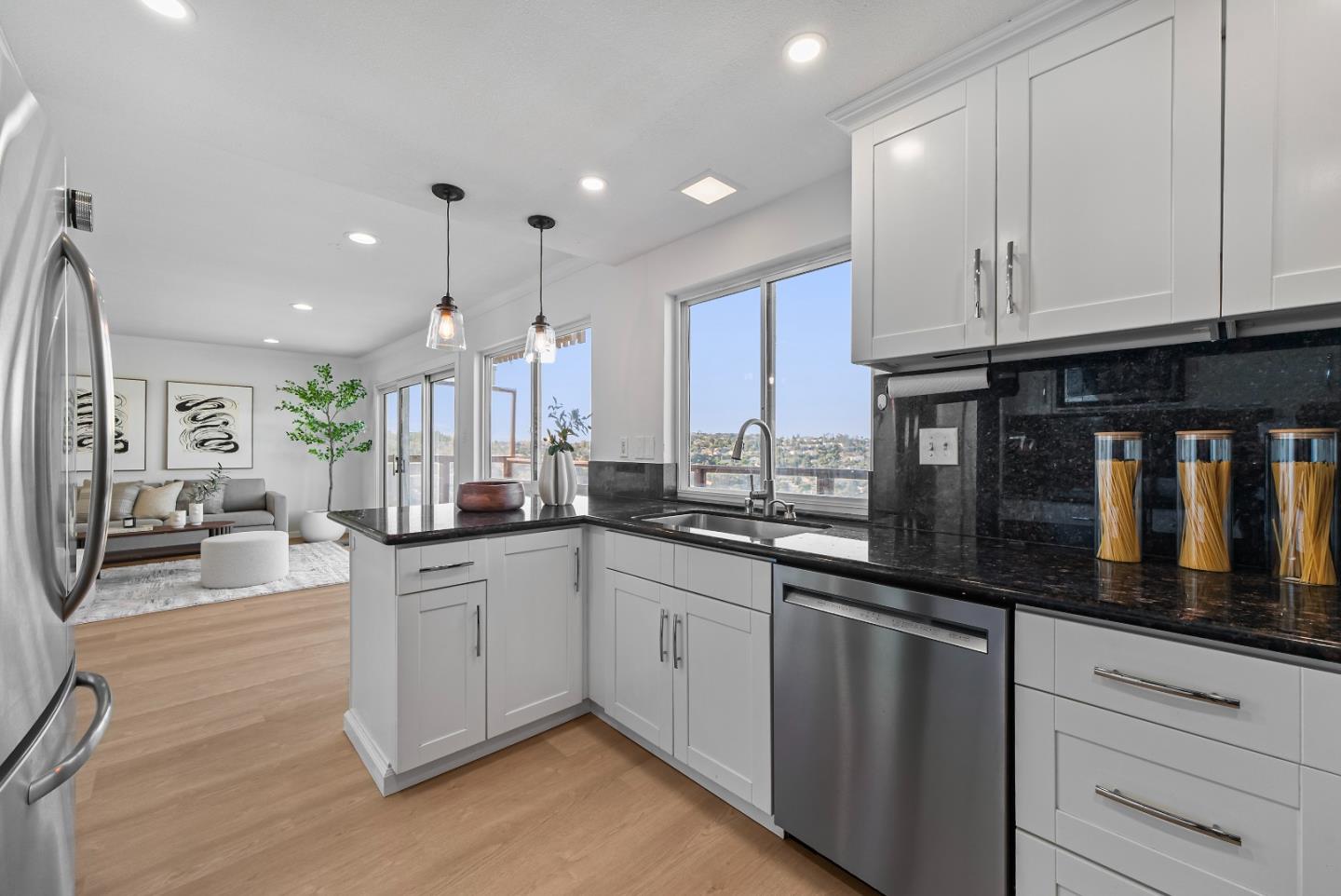 Detail Gallery Image 18 of 45 For 2325 Hastings Dr, Belmont,  CA 94002 - 3 Beds | 2/1 Baths