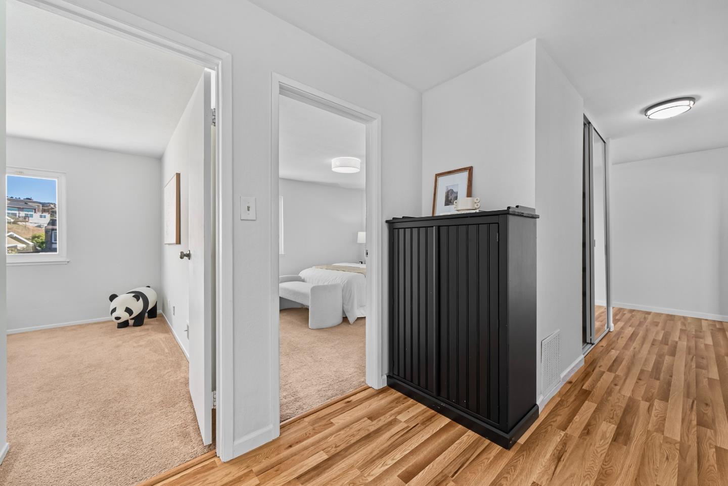 Detail Gallery Image 38 of 45 For 2325 Hastings Dr, Belmont,  CA 94002 - 3 Beds | 2/1 Baths