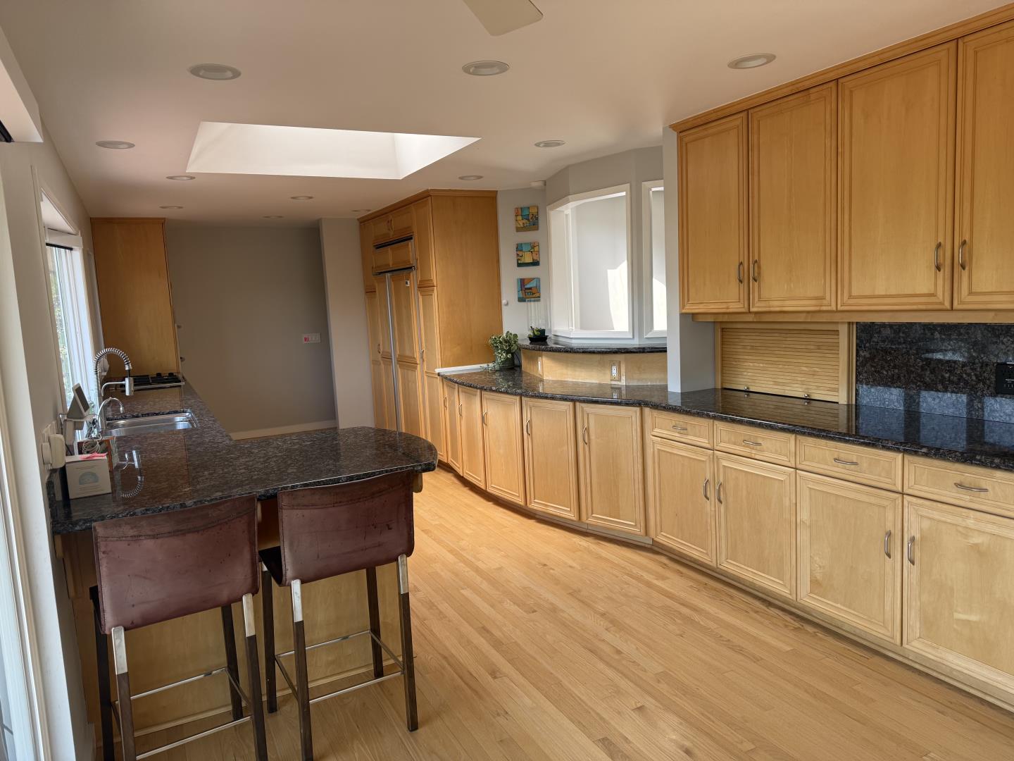 Detail Gallery Image 17 of 43 For Kiowa Ct, Portola Valley,  CA 94028 - 5 Beds | 3/1 Baths